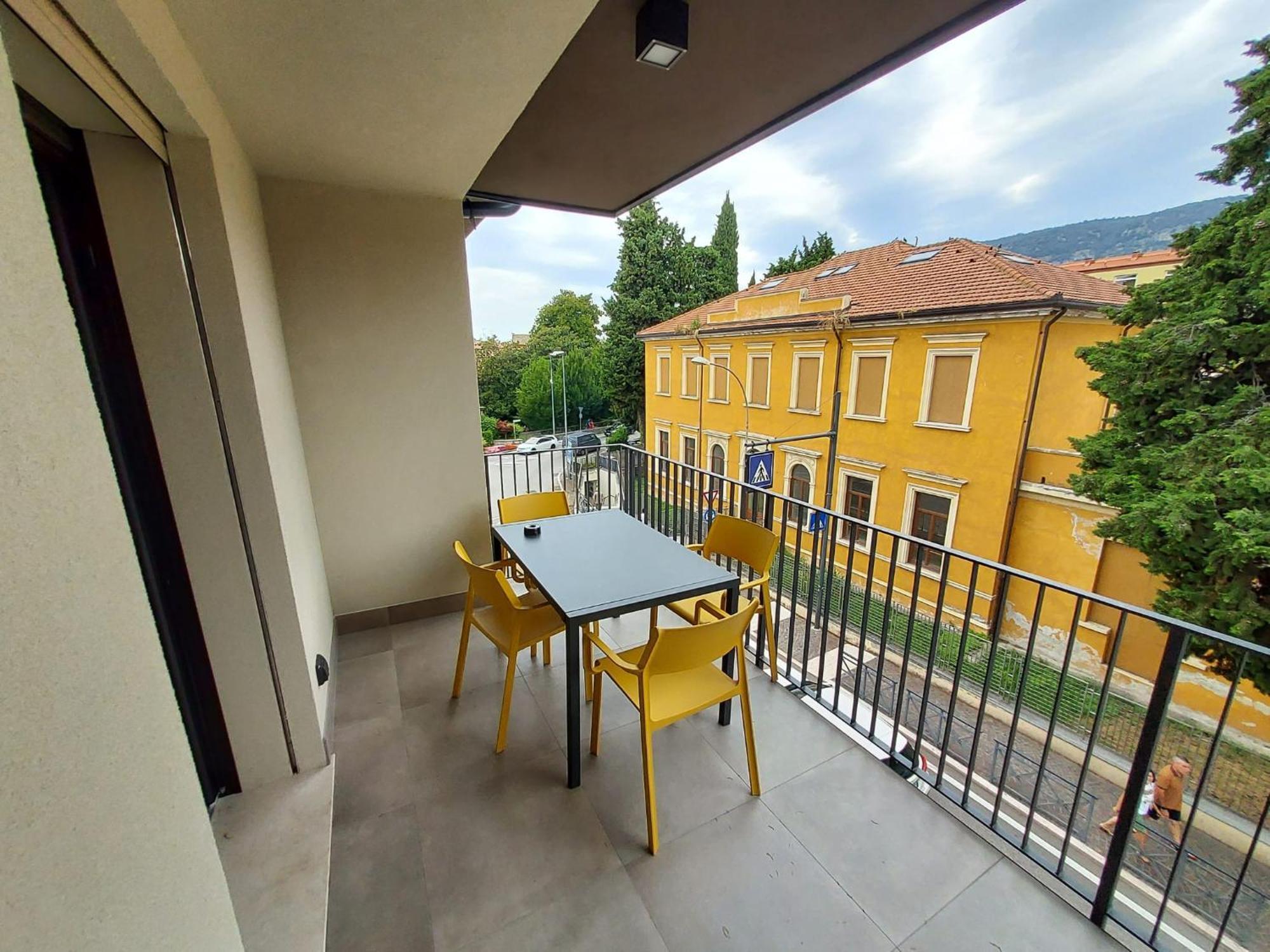 Apartmentsgarda Garda  Ngoại thất bức ảnh
