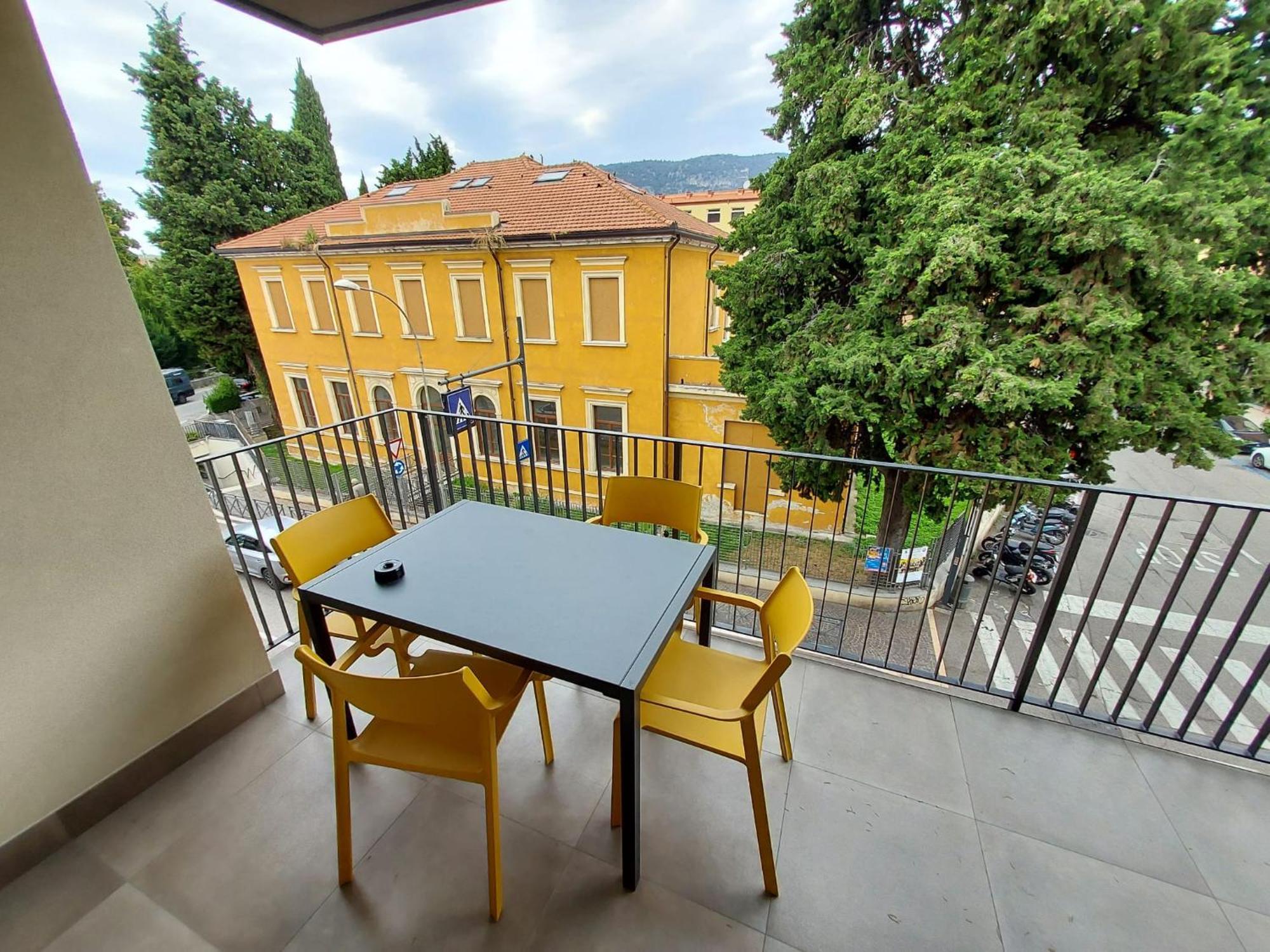 Apartmentsgarda Garda  Ngoại thất bức ảnh