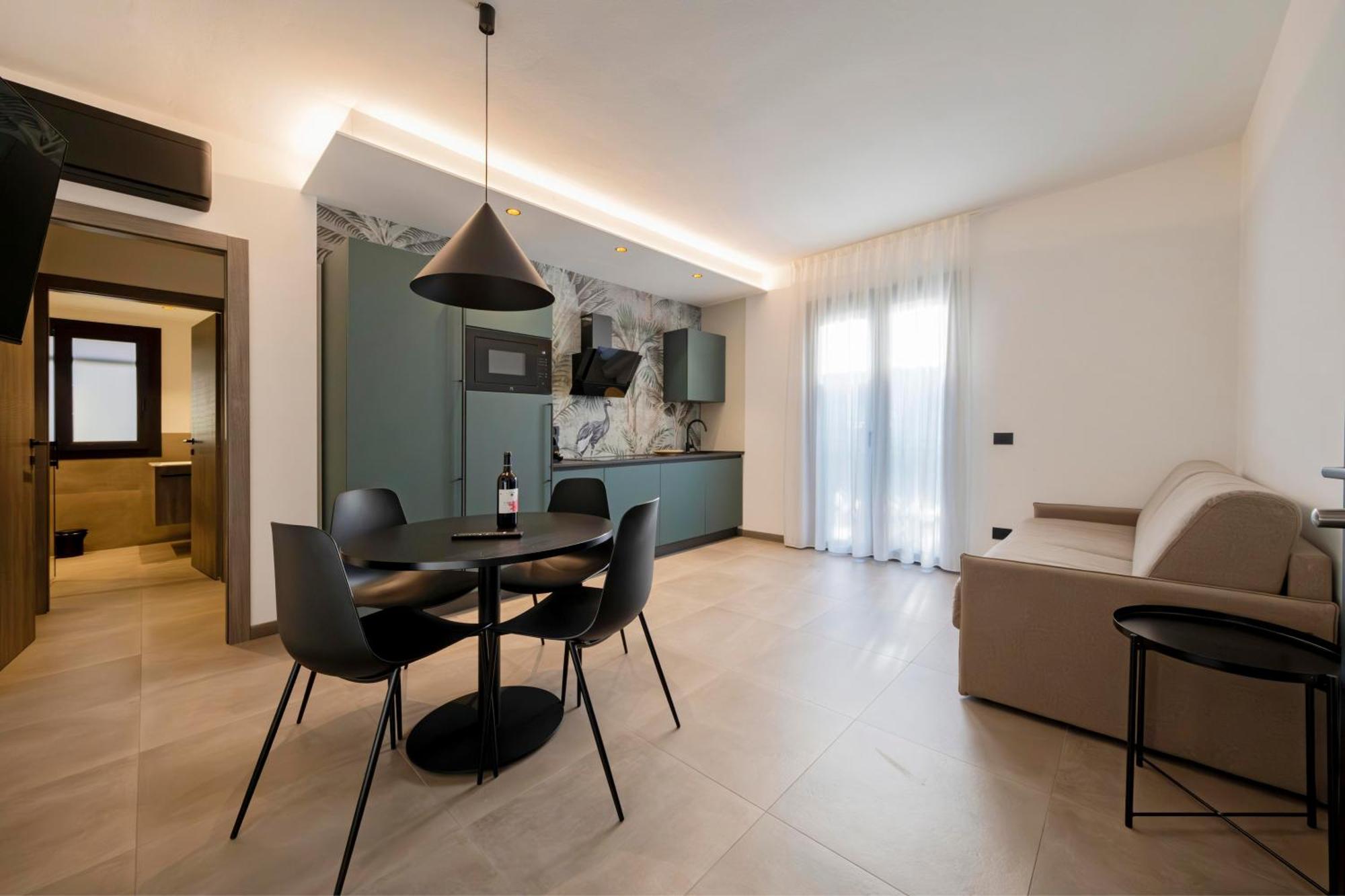Apartmentsgarda Garda  Ngoại thất bức ảnh