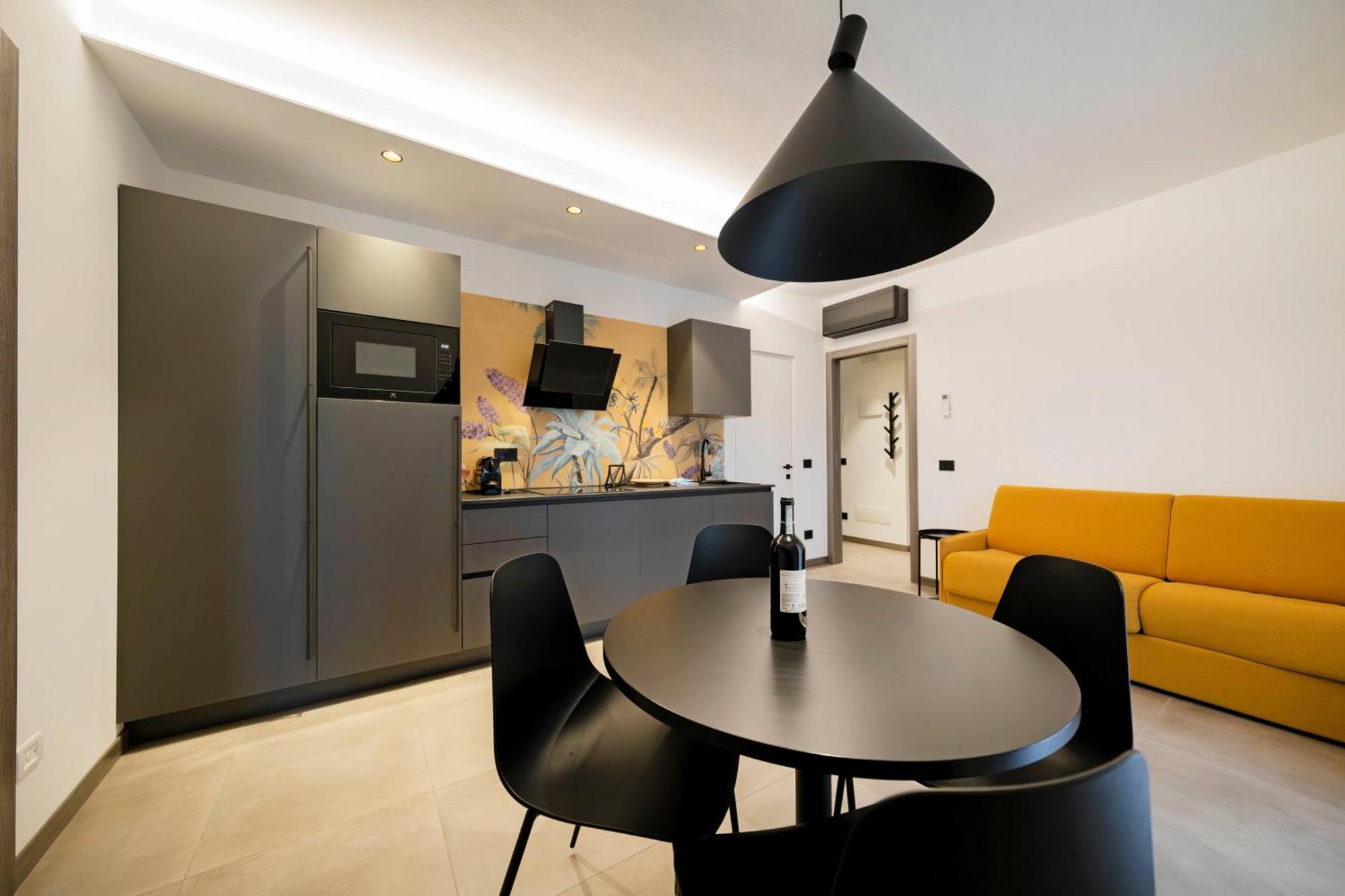 Apartmentsgarda Garda  Ngoại thất bức ảnh