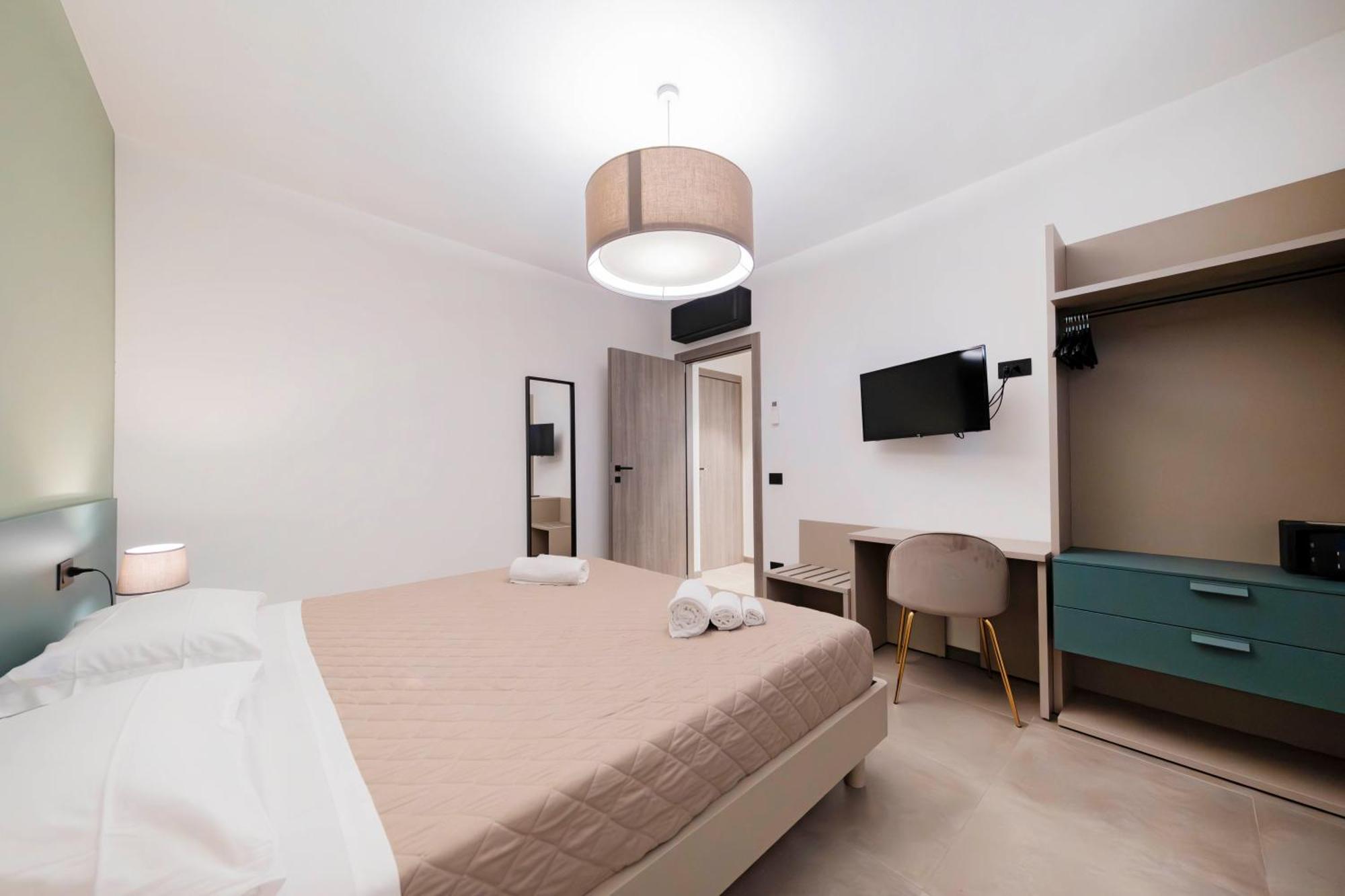 Apartmentsgarda Garda  Ngoại thất bức ảnh
