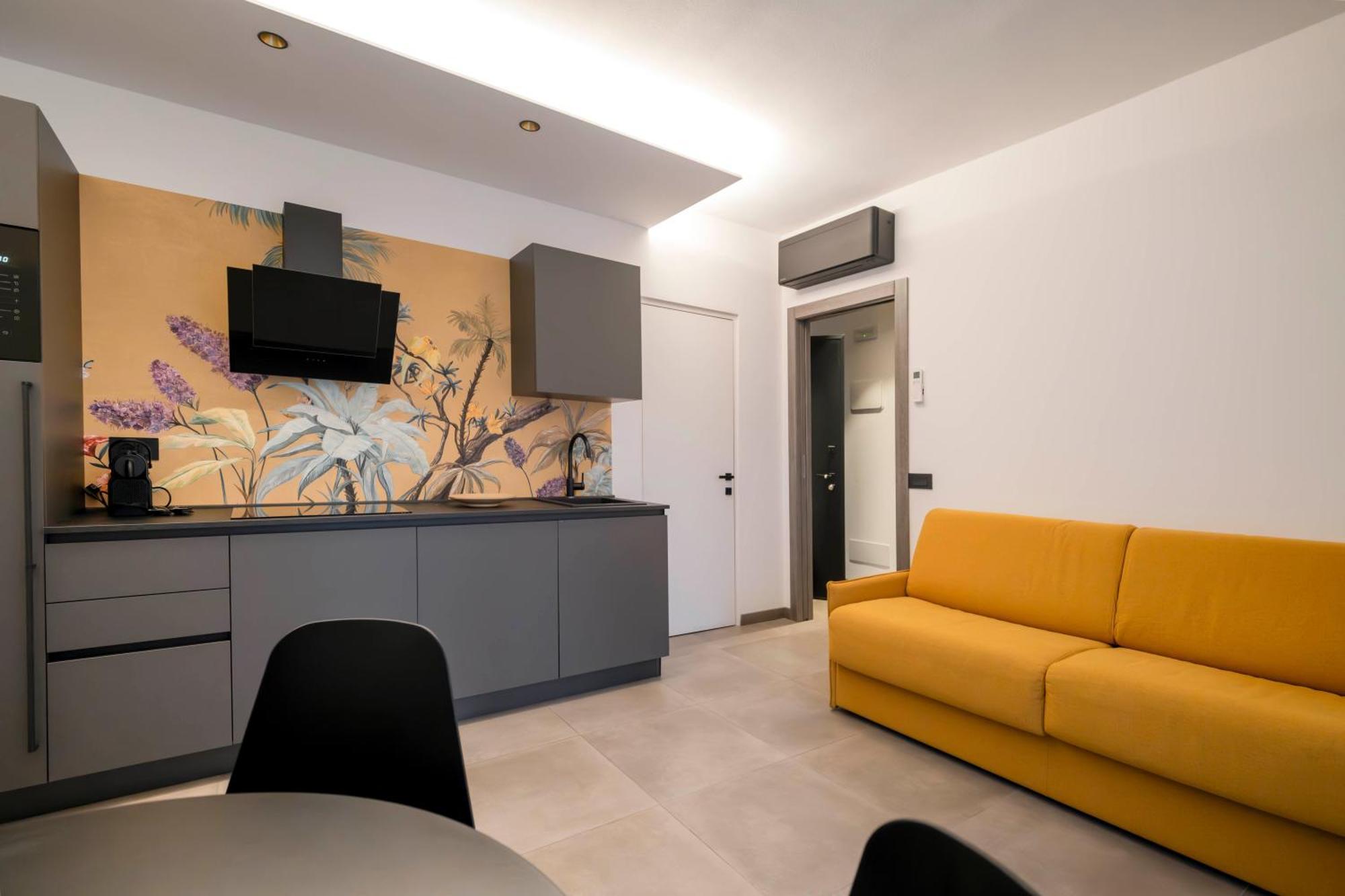 Apartmentsgarda Garda  Ngoại thất bức ảnh